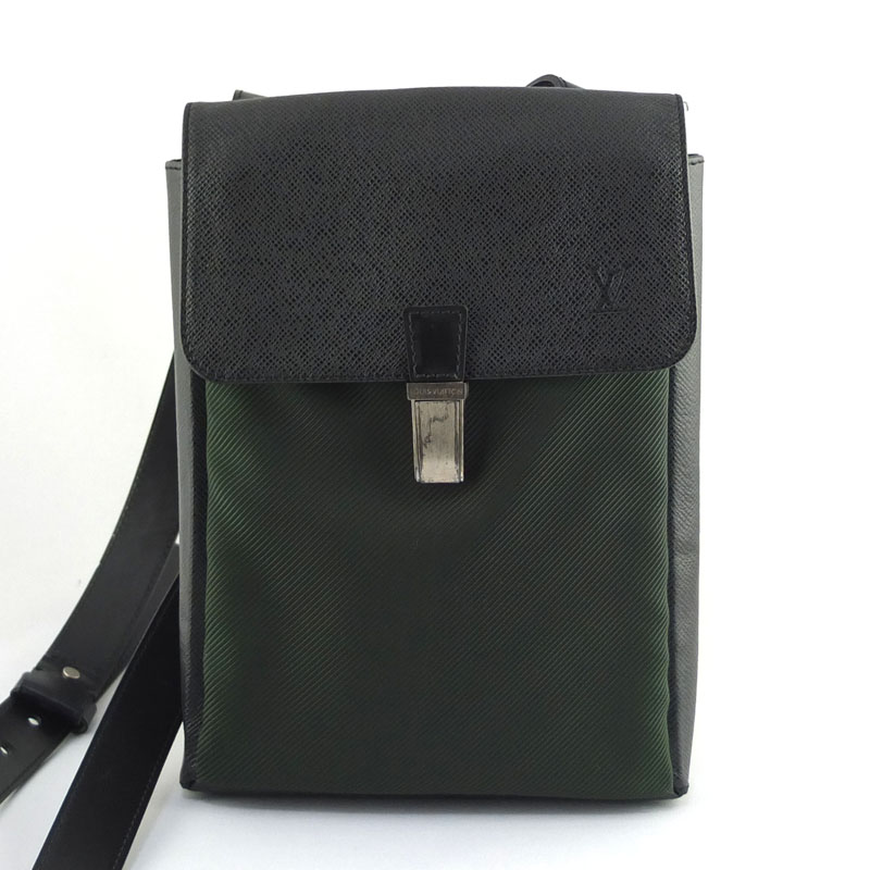 ❣️ルイヴィトン❣️タイガ サラトヴPMショルダーバッグ✨美品✨ユニセックス✨ ❣️ルイヴィトン❣️タイガ サラトヴPMショルダーバッグ✨ユニ