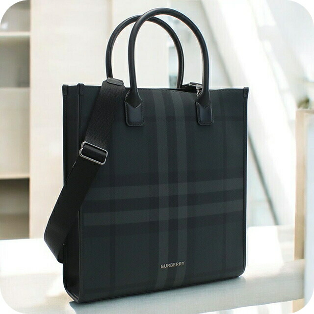 定番人気　BURBERRY　BLACK LABEL　トートバッグ　ネイビー　紺 BURBERRY BLACK LABEL バーバリーブラックレーベル リバーシブル