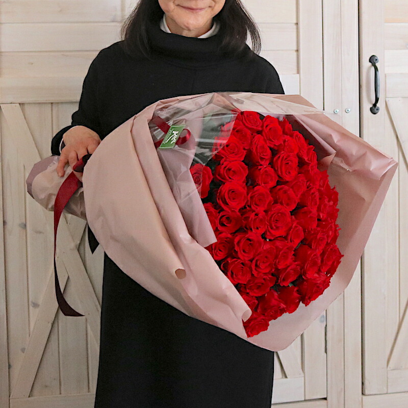 枯れない 高級 誕生日 豪華すぎる赤バラの花束 一度は贈りたい プリザーブドフラワー 花ギフト 造花 感動 感謝 長持ち プリザーブドフラワー 花束 60本 赤バラ 手間いらず リッチ プレゼント 必ず喜ばれる 情熱的 おしゃれ 泣く 豪華 枯れない花 大輪プリザーブド
