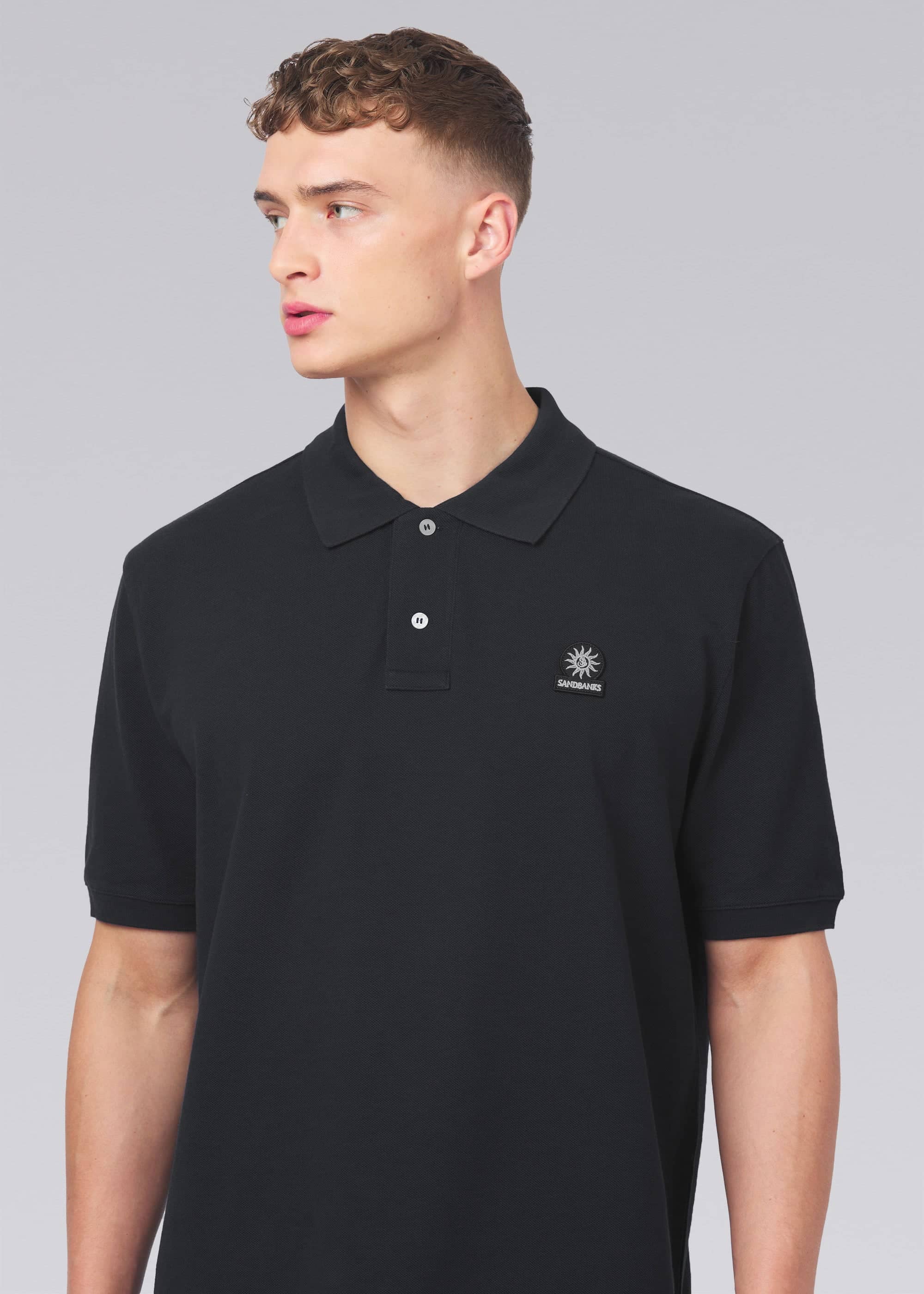 Sandbanks サンドバンクス MBP04 Badge Logo Polo Shirt ポロシャツ 半袖 鹿の子 メンズ アンスラサイト オーガニックコットン100% バッジロゴ｜8icons