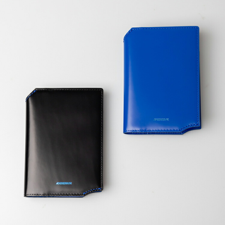 [全品クーポン&ポイント5倍 26日まで] ADERERROR アーダーエラー TETRAIGHT PASSPORT WALLET PRODUCT. 120 BO27FYWA0401 パスポートウォレット ブラック ブルー 牛革 ユニセック｜8icons