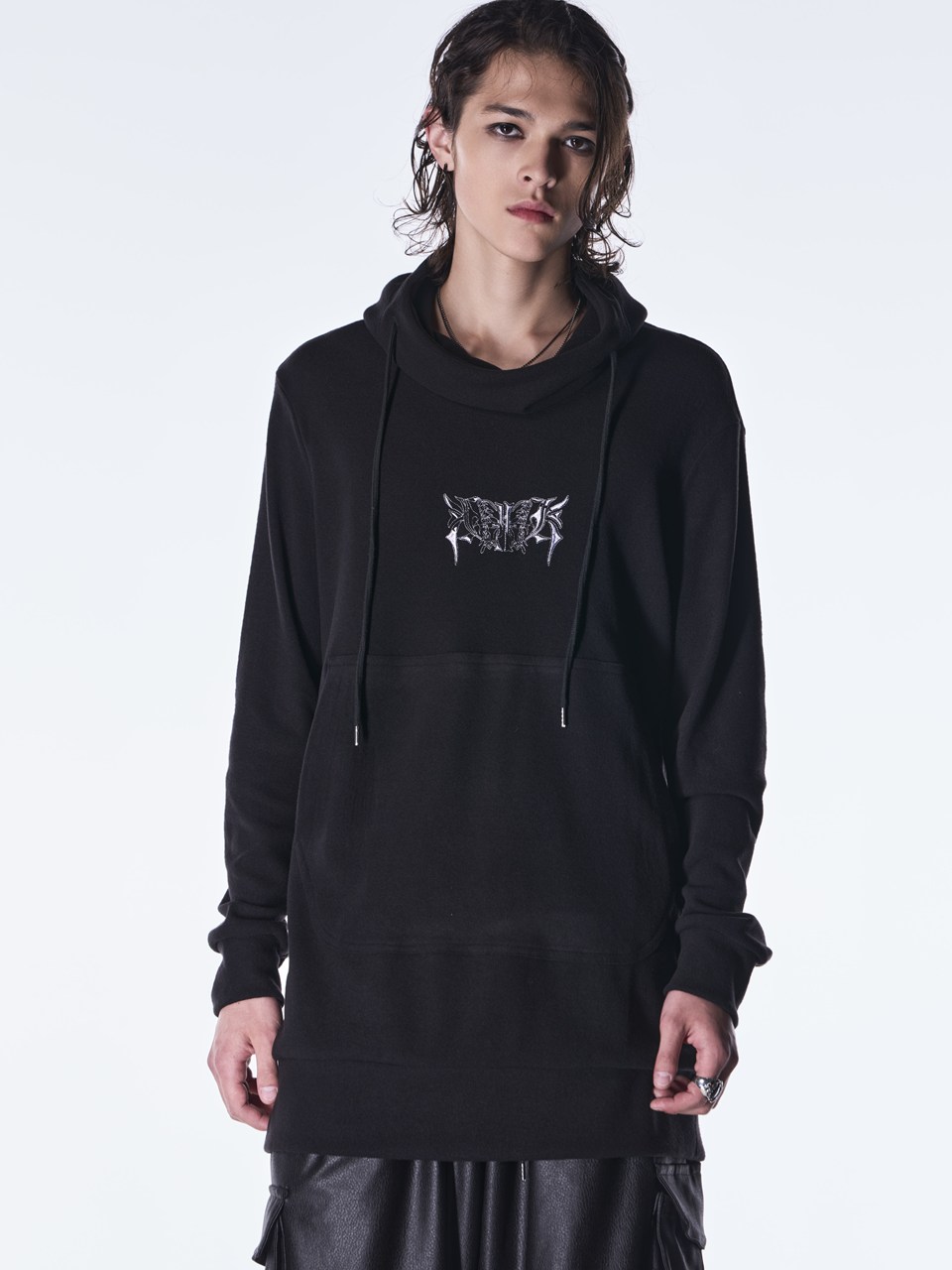先んずる取っておく◆10-11月入荷予定を組む【kiryuyrik キリュウキリュウ】KW-HT09-953 High Neck Hoodie Heat Tech Jersey 黒いこと