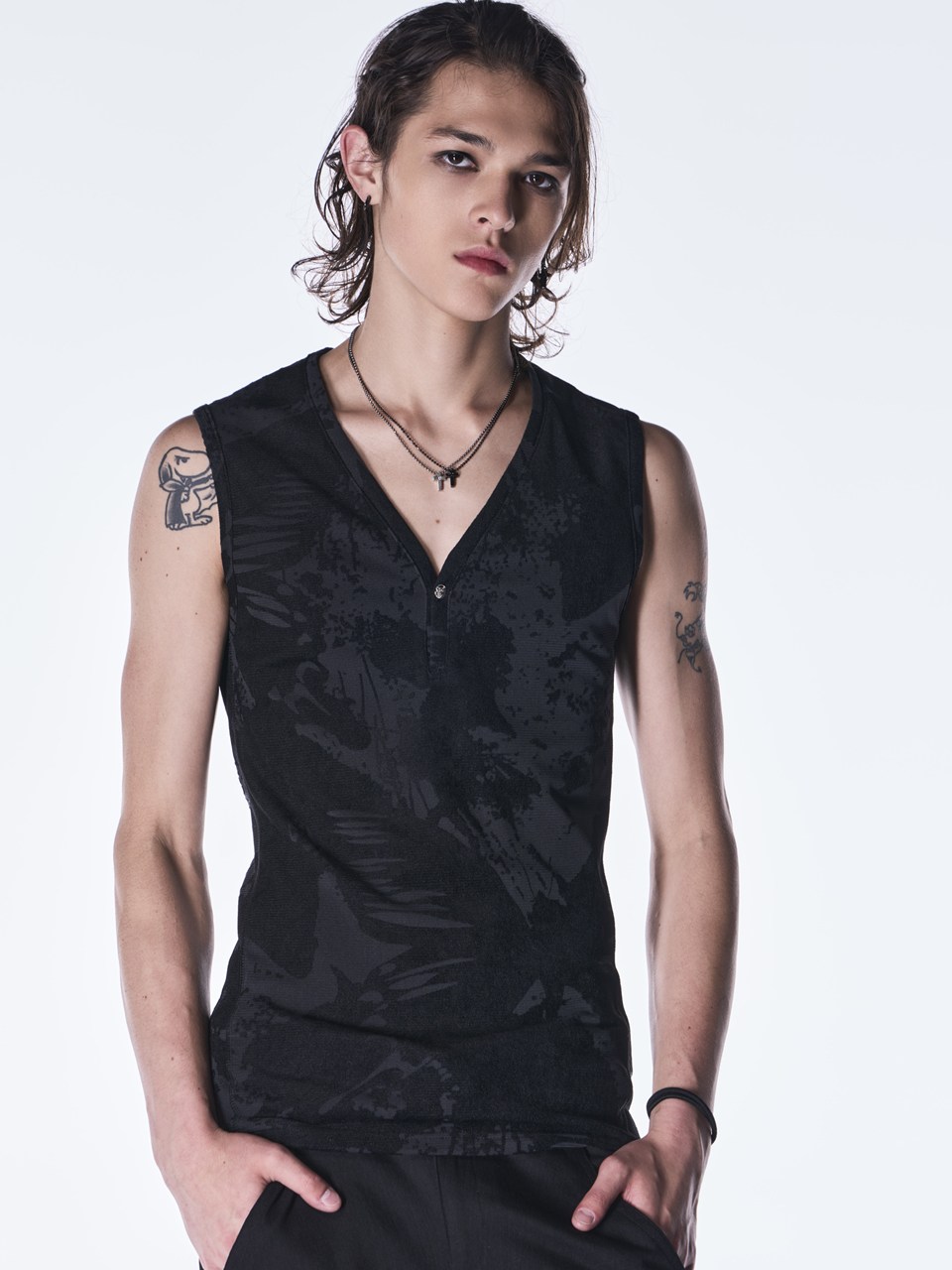 先んずる取っておく◆9-10月入荷予定を組む【kiryuyrik キリュウキリュウ】KW-HT06-951 Tank Top Opal Mesh  黒いこと