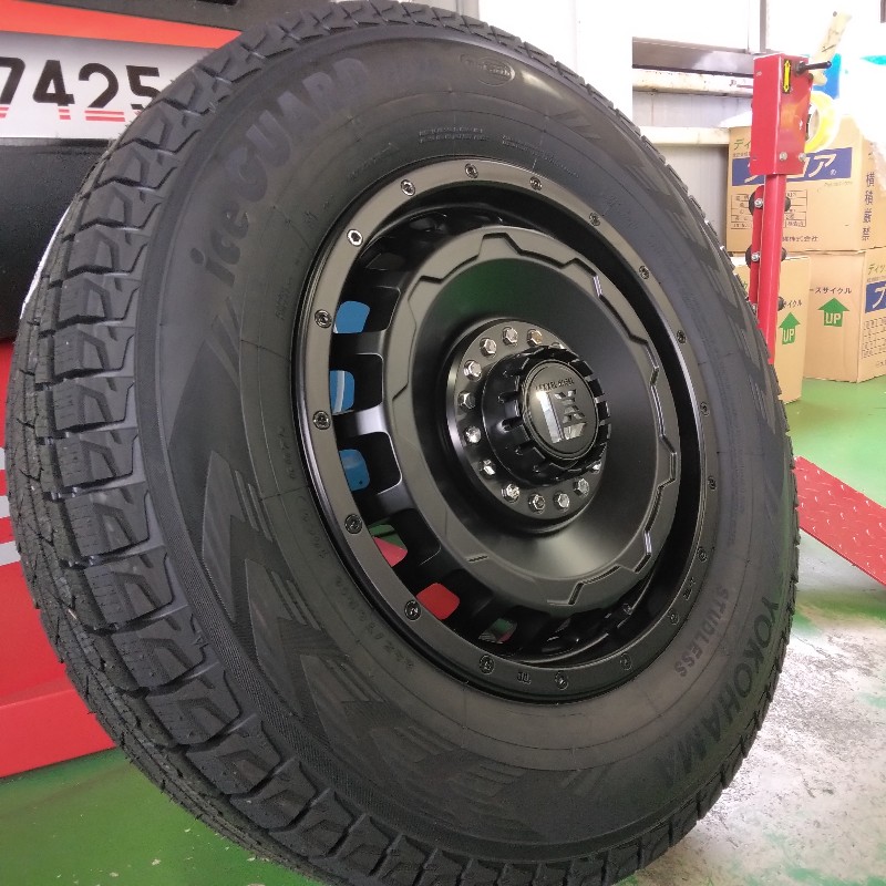 スタッドレス 新品4本 デリカ D5 RAV4 CX5 エクストレイル 冬タイヤ ヨコハマ アイスガード SUV G075 225/70R16 235/70R16 ホイールセット 16インチ LEXXEL SwaGGer