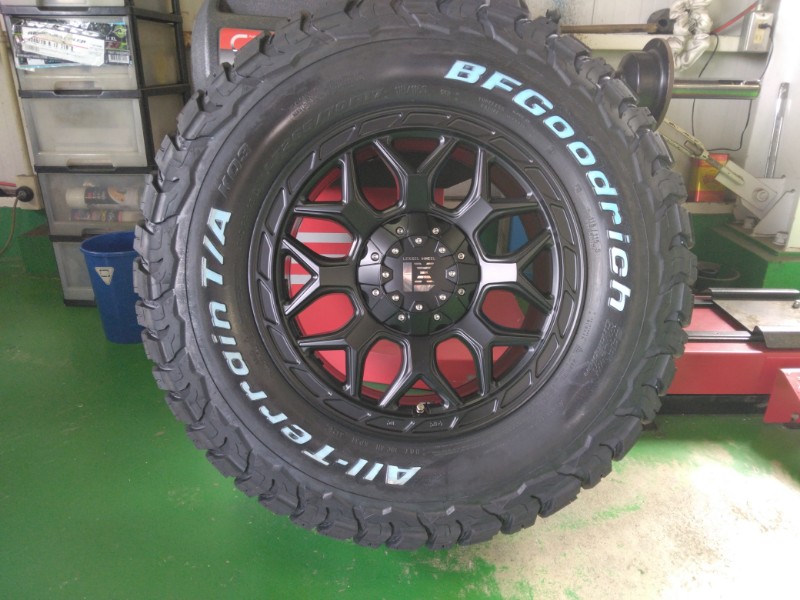 新品 4本 Jeep ジープ ラングラー JL JK タイヤホイールセット BF グッドリッチ KO3 265/70R17 257/70R17 285/70R17 17インチ LEXXEL InFerno｜Auto Craft WAT