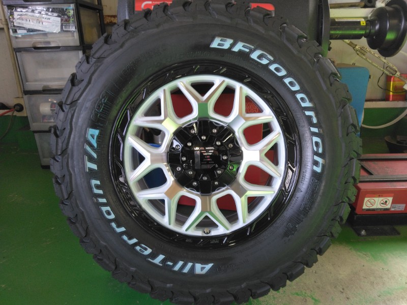 デリカ D5 RAV4 CX5 エクストレイル 新品 タイヤホイール 4本セット BF グッドリッチ KO3 215/70R16 225/70R16 16インチ LEXXEL InFerno｜Auto Craft WAT