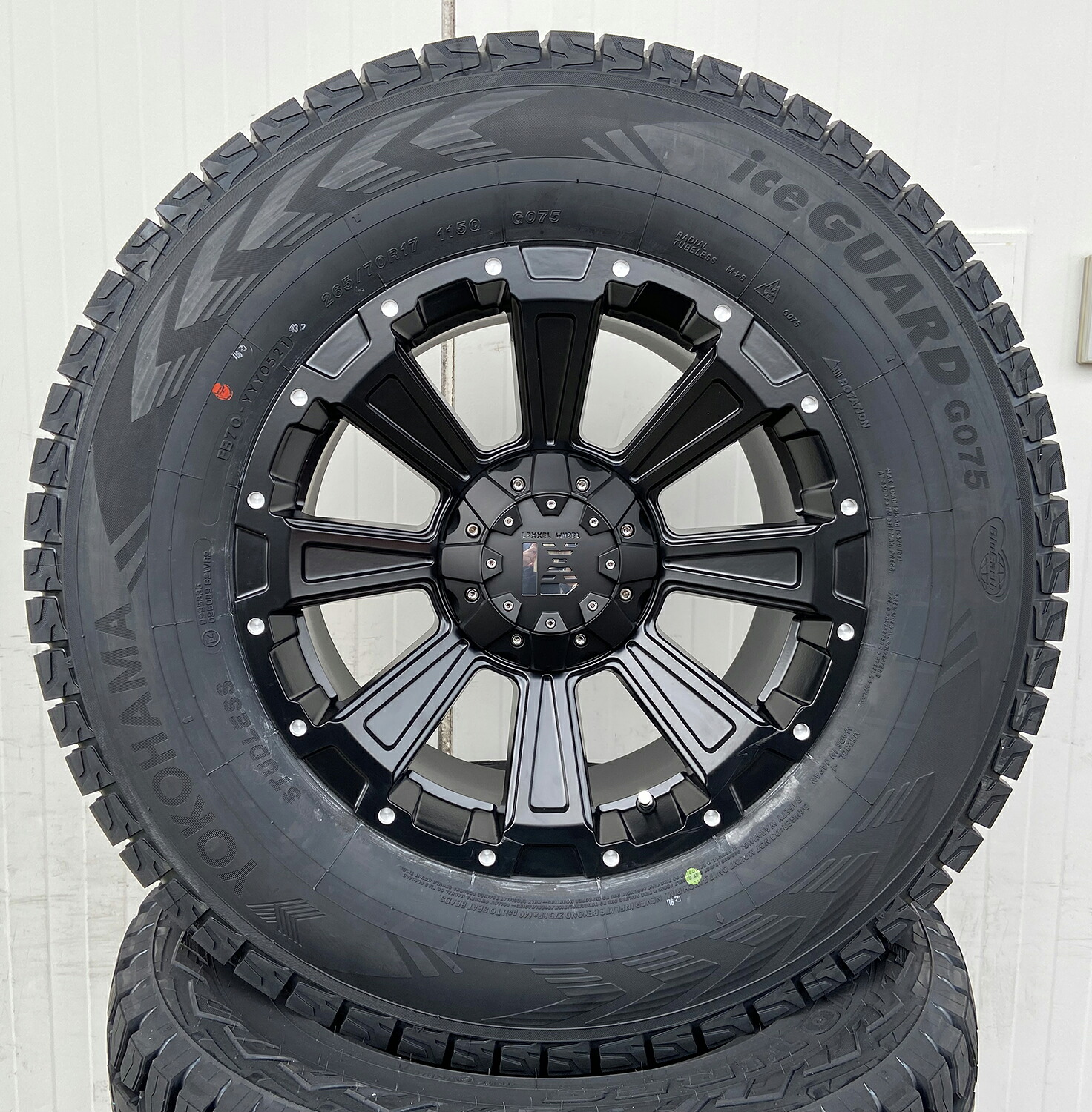 スタッドレスタイヤホイールセット JL JK ラングラー 17インチ LEXXEL DeathRock レクセル デスロック ヨコハマ アイスガード SUV G075 265/65R17 265/70R17 104,720円