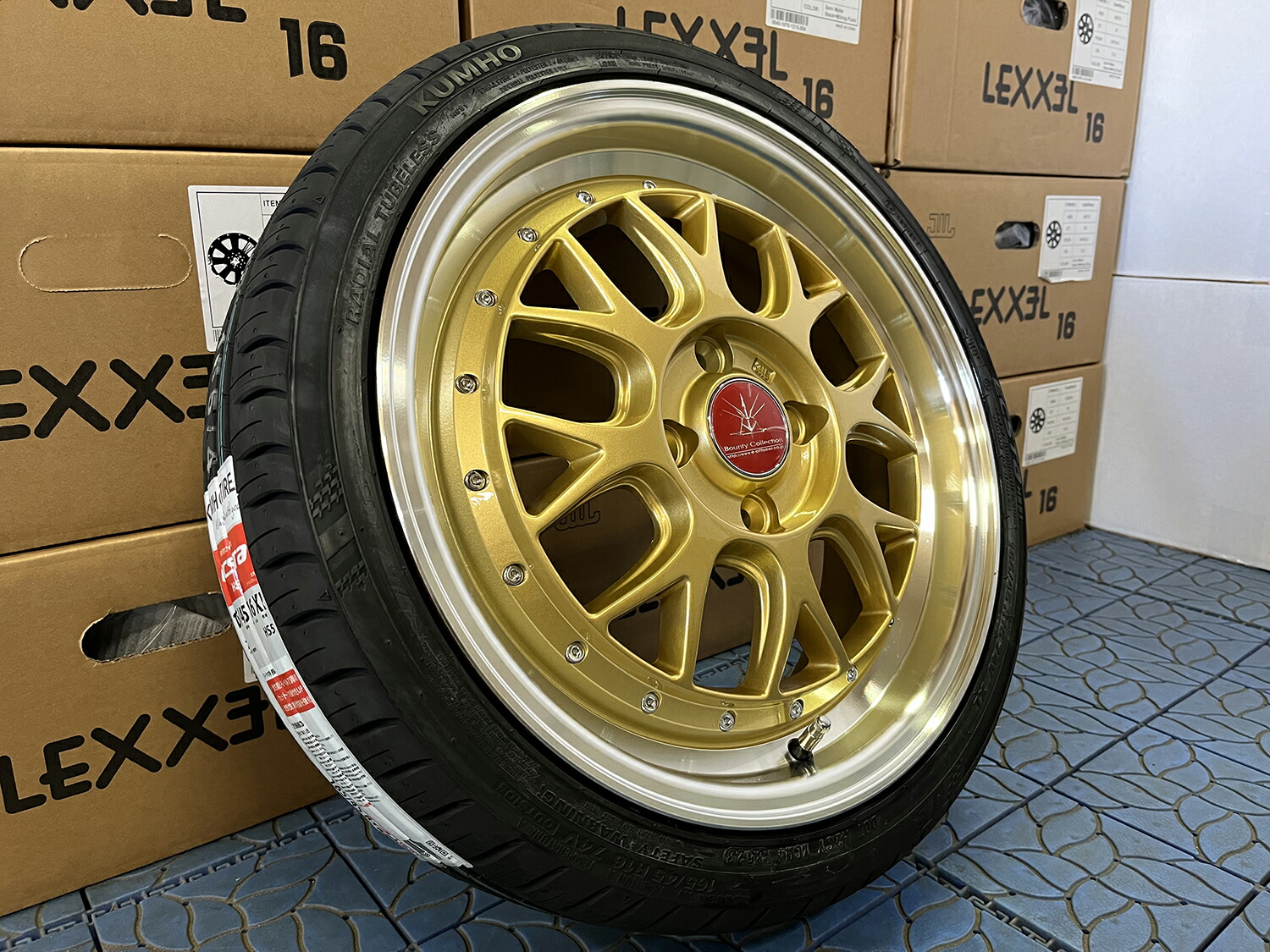 Bounty Collection BD00 タント タントカスタム スペーシアカスタム ハスラー 16インチ クムホ エクスタ HS51 165/50R16 165/45R16 165/40R16