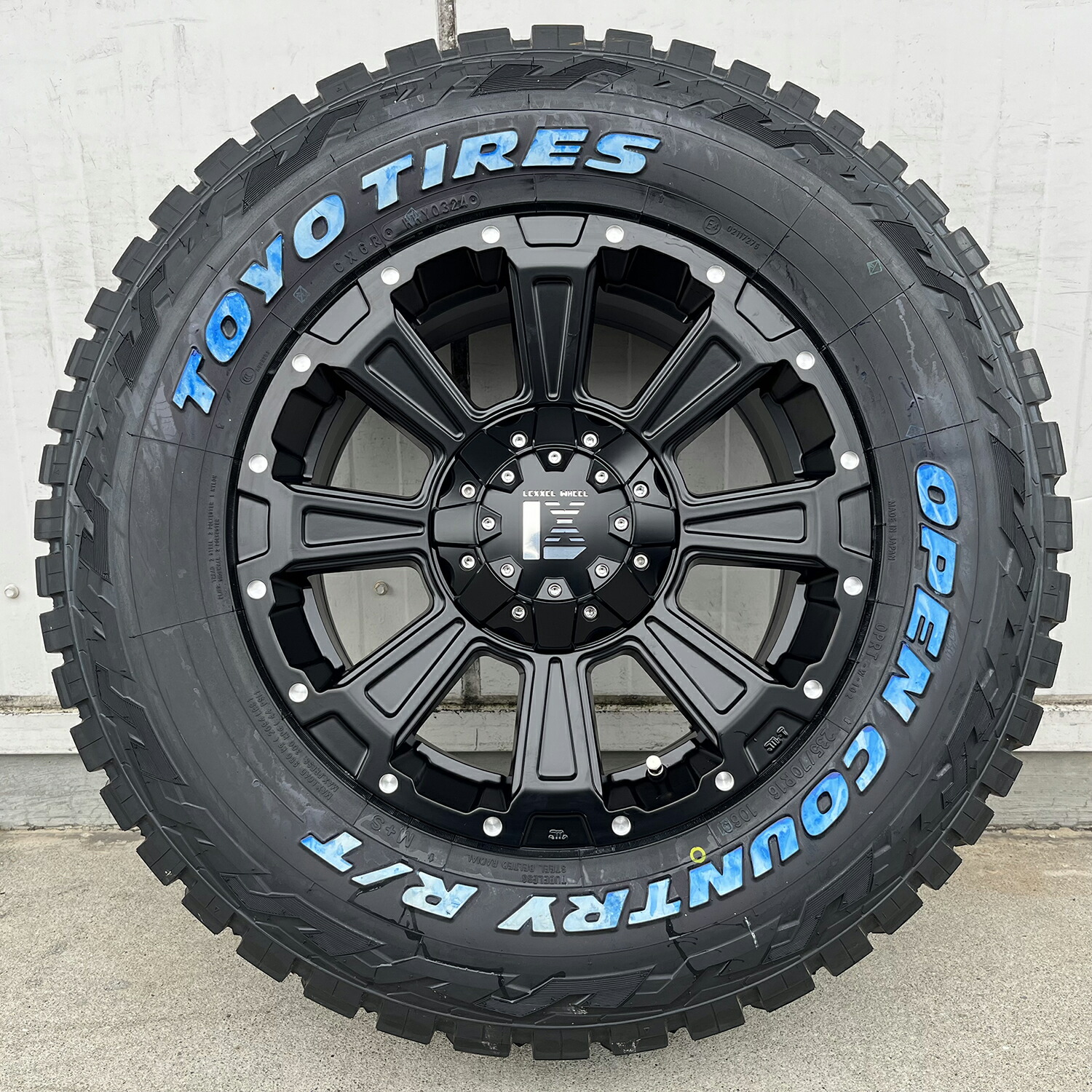 楽天市場】新品 デリカD5 エクストレイル RAV4 CX5 16インチ トーヨー