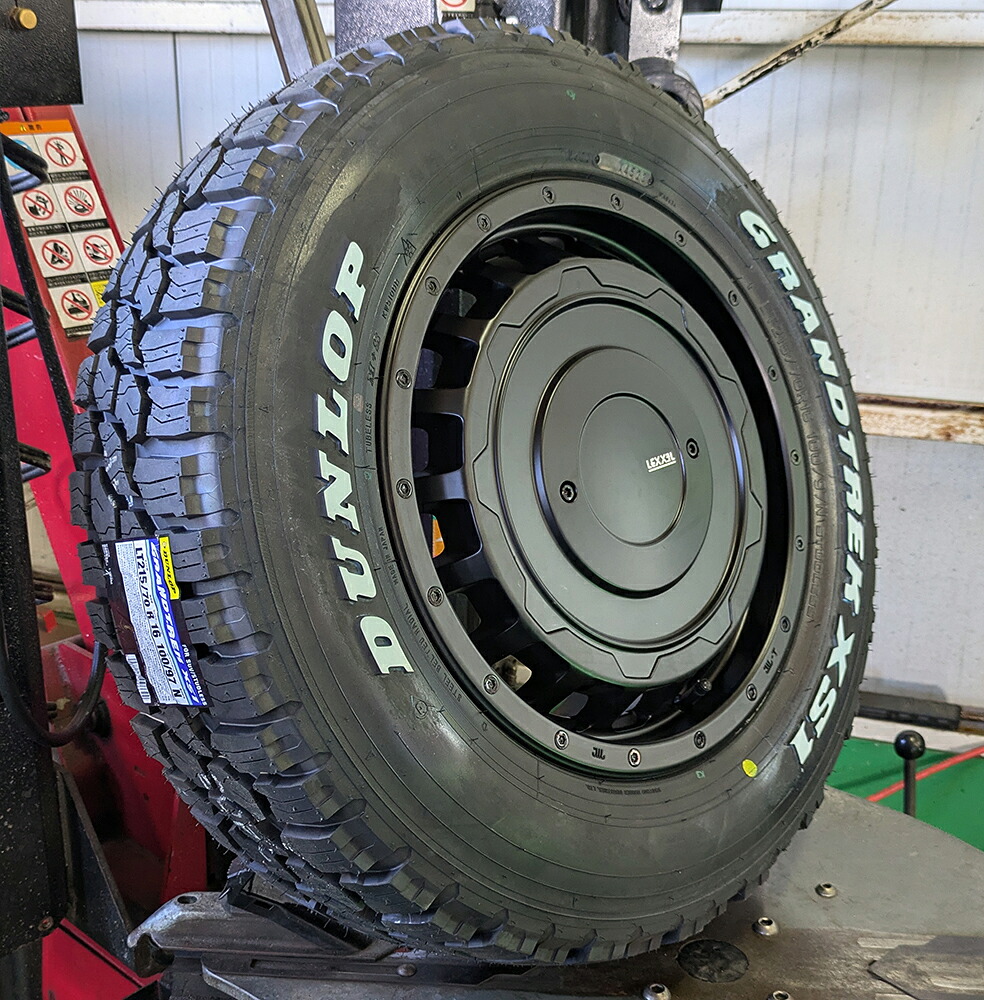 即納 デリカD5 エクストレイル アウトランダー RAV4 アルファード ステップワゴン プリウスα クロスロード スタッドレス タイヤホイールセット 16インチ レクセル スワッガー ダンロップ グラントレック XS1 215/70R16 LT 100/97N ホワイトレター｜Auto Craft WAT 102,245円
