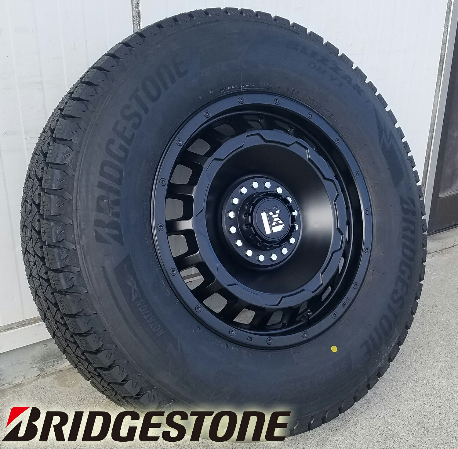 JB64 JB23 ジムニー スタッドレスタイヤホイールセット 16インチ レクセル スワッガー ブリヂストン ブリザック DMV3 175/80R16｜Auto Craft WAT