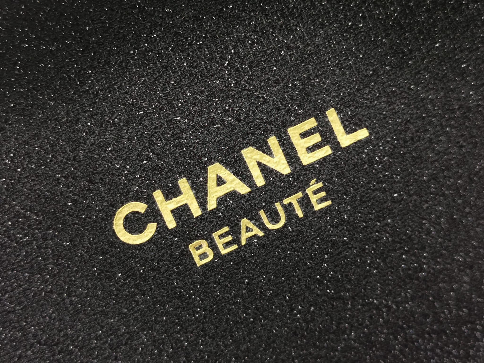 CHANEL NOVELTY シャネル ロゴ入化粧ポーチ Dカン CCロゴ入り