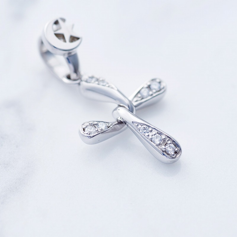 【Crescent Luna(クレセントルナ)】DESEO※チェーン別売り※(ネックレストップ ペンダント Silver925 キュービックジルコニア クロス 十字架 アクセサリー ギフト プレゼント)