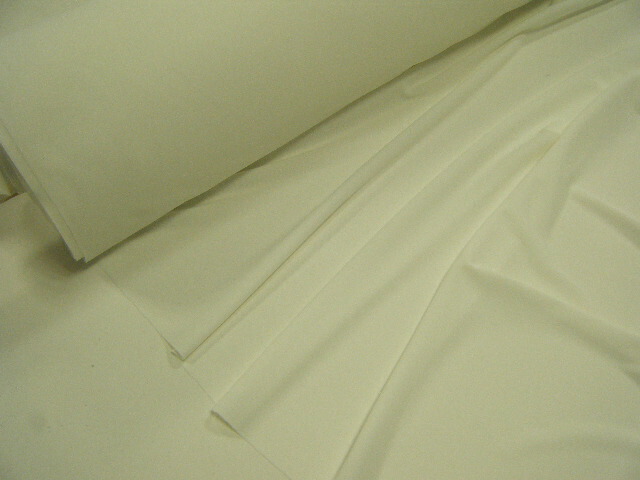 春夏用裏地 ワンピース裏地 スポーツウェア裏地 スカート裏地など 人気のトリコット裏地 美しい 白 が入荷しました Toray 東レ 日本製 ソフト裏地 ストレッチ裏地 554 ｗ ニット裏地 ポリエステル１００ トリコット裏地 オフホワイト 国産