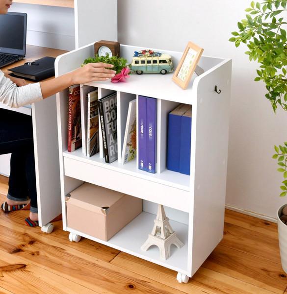 即納 最大半額 ラック 本棚 おしゃれ 棚 収納 シェルフ 北欧 マガジンラック スリム 鞄 バッグ 約 幅60 高さ85 奥行30 子供部屋 キャスター 木製 子供 絵本 キッズ 交換無料 Rmr Fm