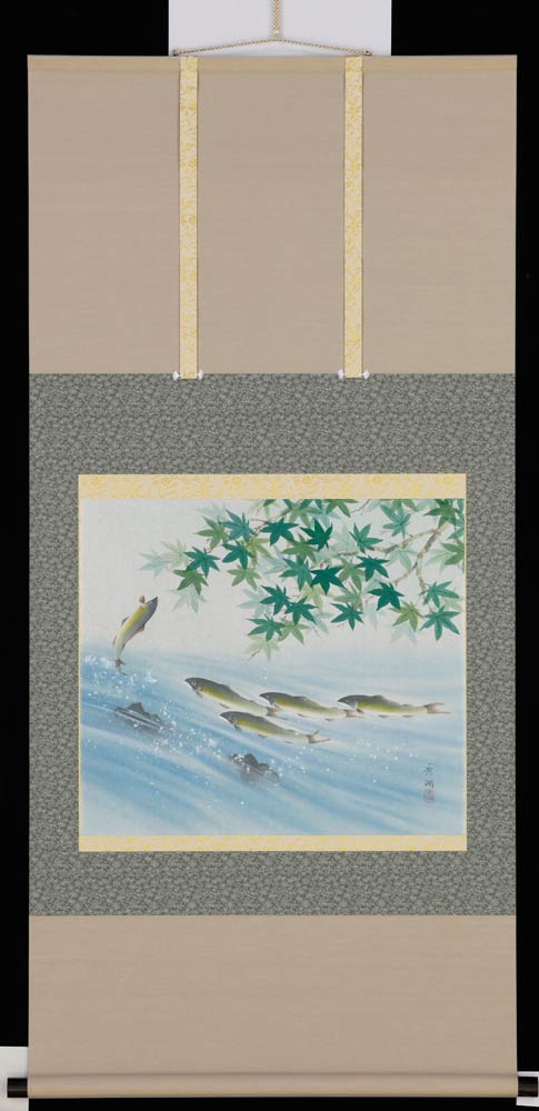 掛け軸 泳鮎 鈴木秀湖 芸術年鑑掲げる絵書き 掛軸 全国貨物輸送無料 【smtb-k】【ky】