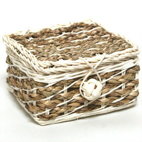 楽天市場】キッチン雑貨 バスケット 竹編み 三角 カゴ 【メール便OK