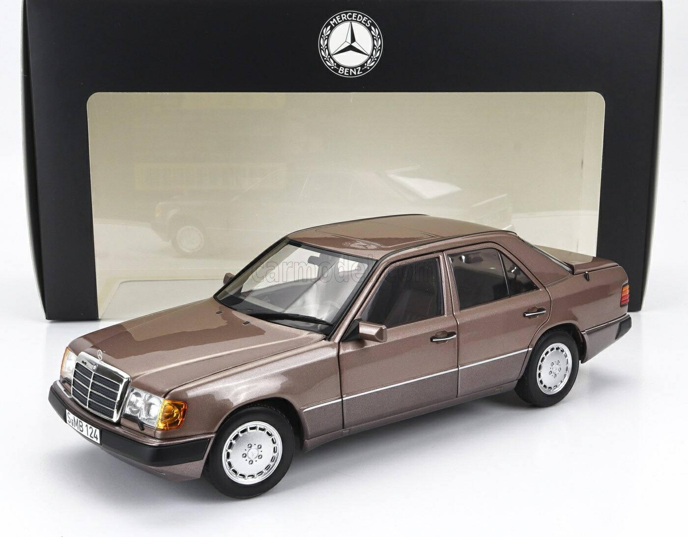 1/18 ベンツ特注 （ノレブ） メルセデスベンツ 190E レッド Amazon | ミニカー 1/18 メルセデス ベンツ 190E ノレブ NOREV 1