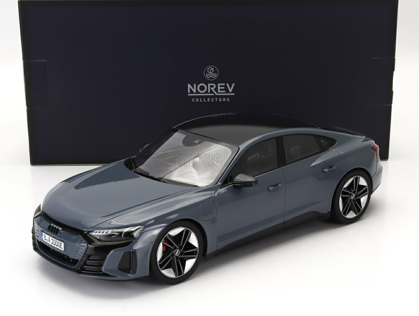 楽天市場】ミニカー 1/18 アウディ GT RS E-TRON GT-SPIRIT 1/18