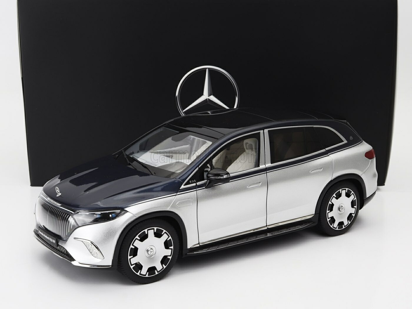 マイバッハ  1/18スケールミニカー Amazon.co.jp: ミニカー 1/18 メルセデス ベンツ マイバッハ EQS