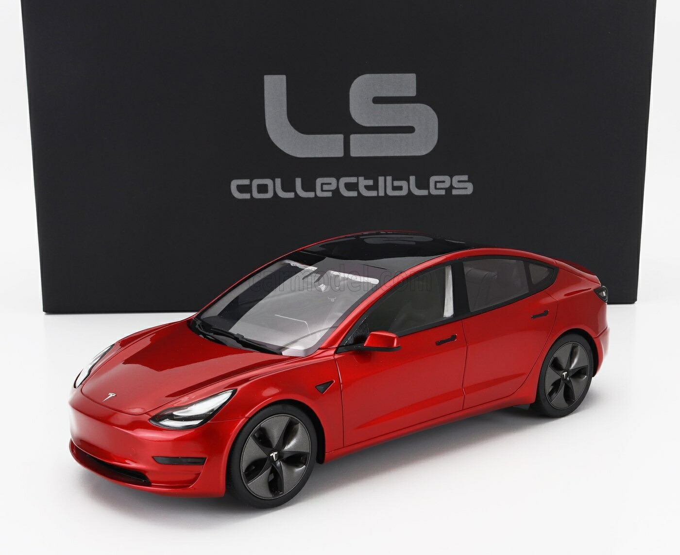1/18 テスラ　モデル3 ls086a.jpg