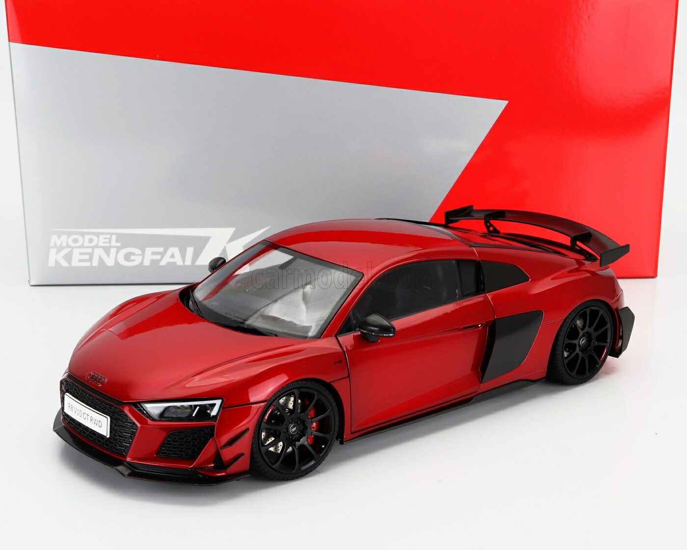 京商1/18 アウディAudi R8 V10 プラスクーペ　カモフラグリーン 京商1/18 アウディAudi R8 V10 プラスクーペ カモフラグリーン