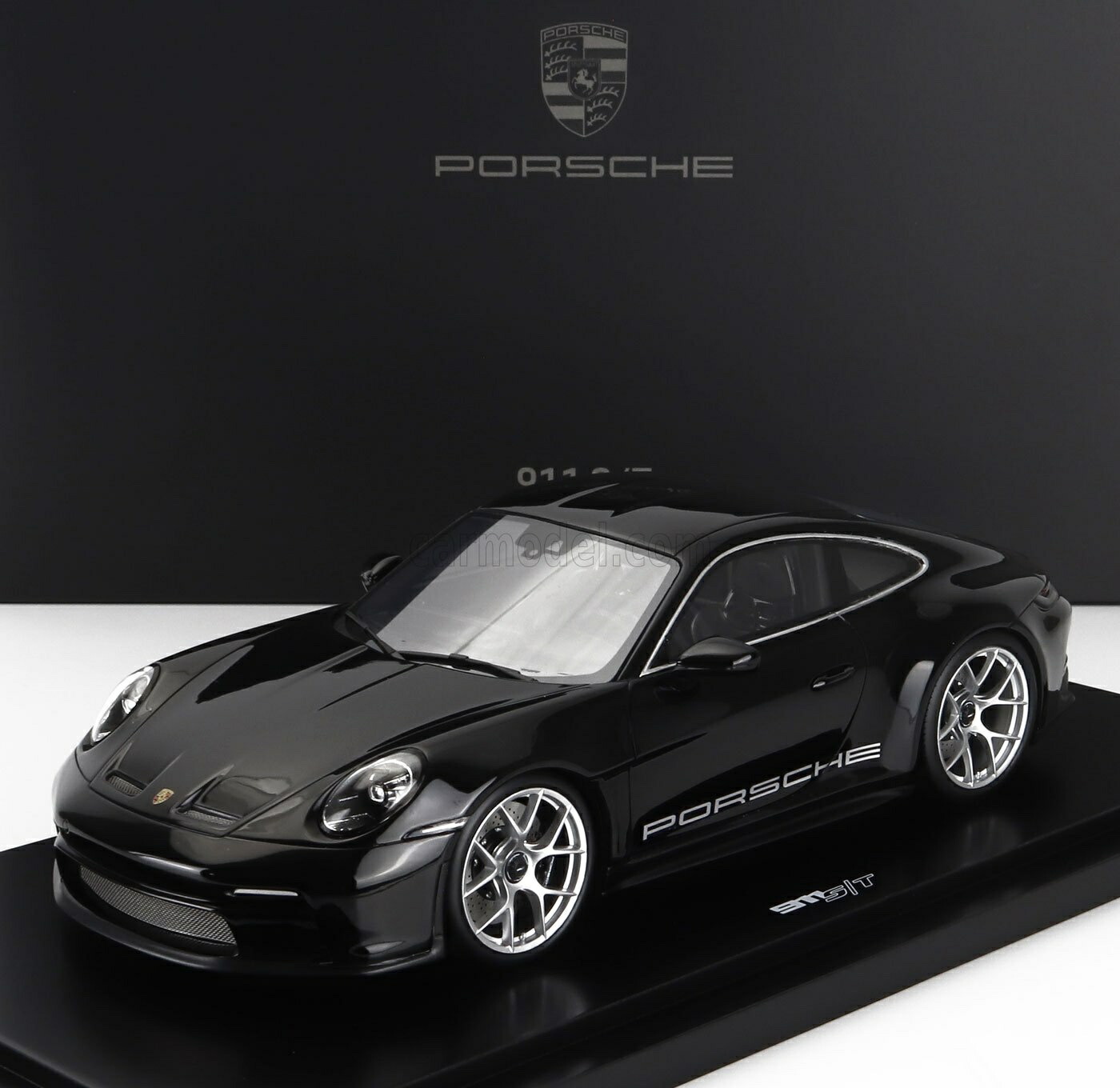 楽天市場】ミニカー 1/18 ポルシェ 911 992 SPARK-MODEL 1/18