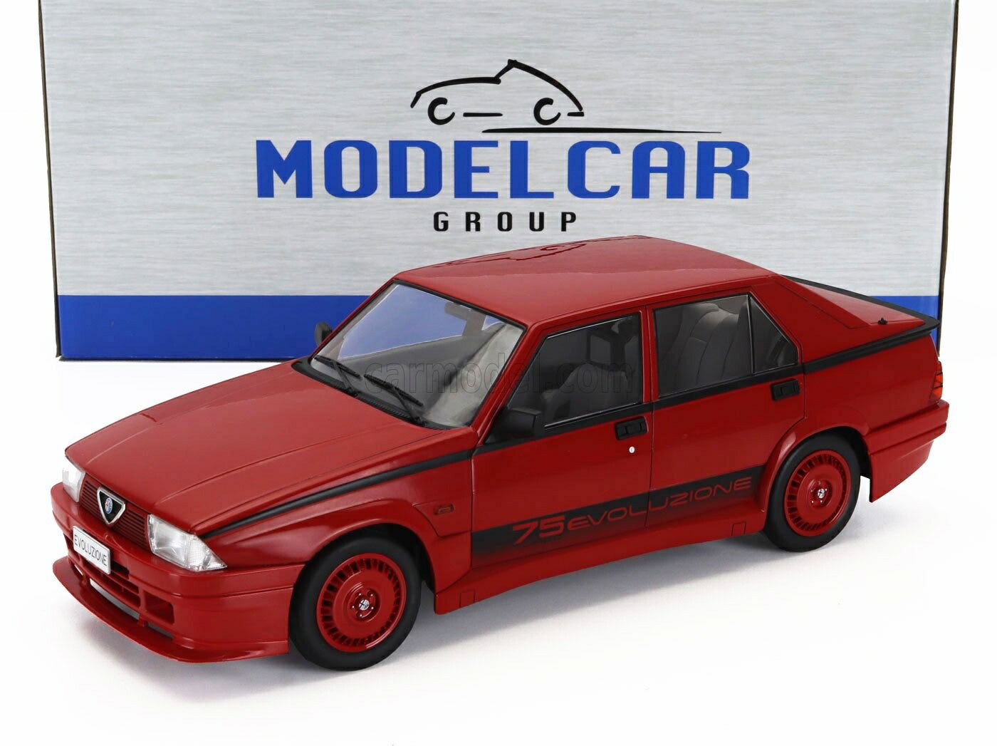 1/18 アルファロメオ Amazon.co.jp: Laudo Racing 1/18 アルファロメオ 33