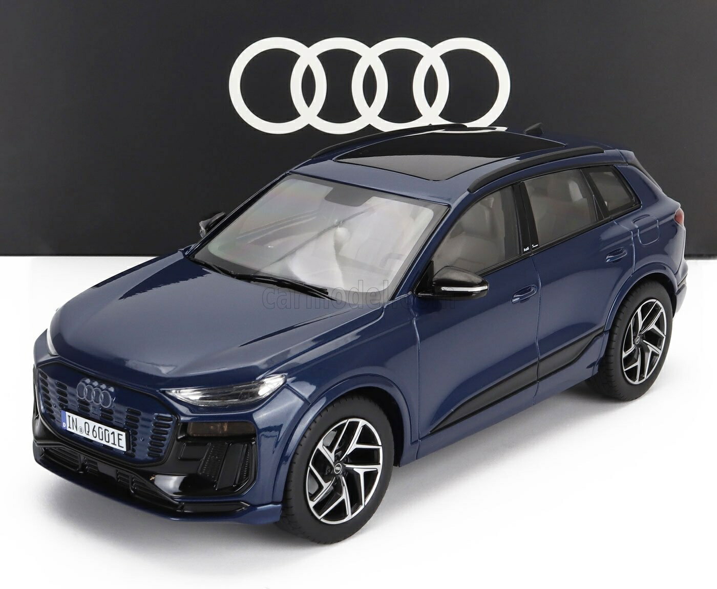 楽天市場】アウディ特注 スパーク 1/43 アウディ Audi Q6 イートロン