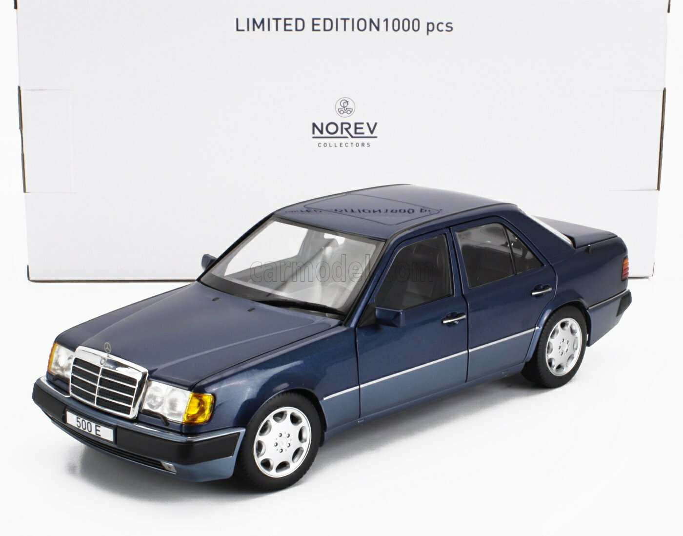 レベル　1/18　ベンツ　２３０E レベル 1/18 ベンツ 230E - メルカリ
