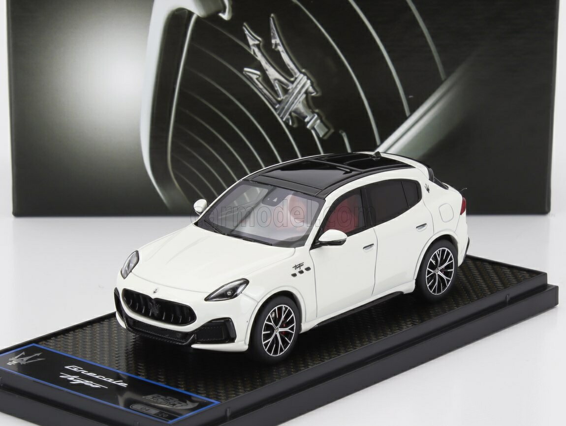 新品未開封品 TSM 1/43 マセラティ レヴァンテ パールホワイト 新品未開封品 TSM 1/43 マセラティ レヴァンテ パールホワイト