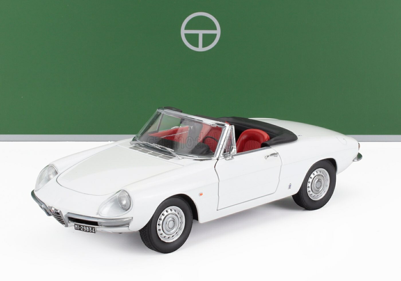 ミニカー 1/18 アルファロメオ 二重奏 蜘蛛 TOURING MODELCARS 1/18 ALFA ROMEO DUETTO SPIDER 1600 CODA TONDA 1966 WHITE BLACK 18120004