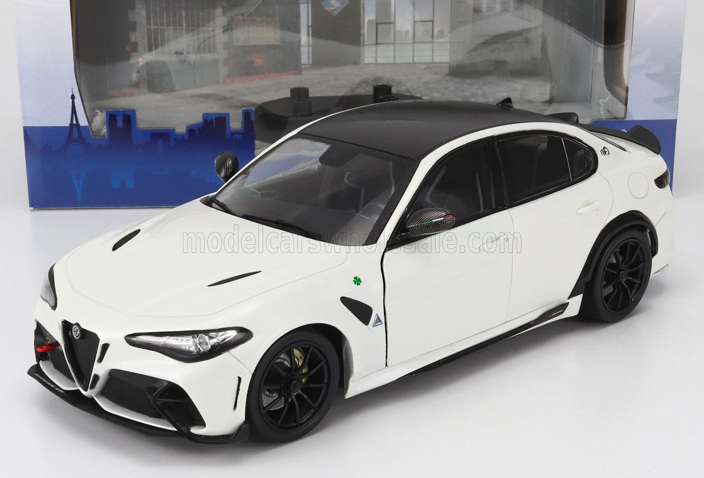 ミニカー 1/18 アルファロメオ ジュリア GTA ソリド SOLIDO 1/18 ALFA ROMEO GIULIA GTA 2021 WHITE 1806903