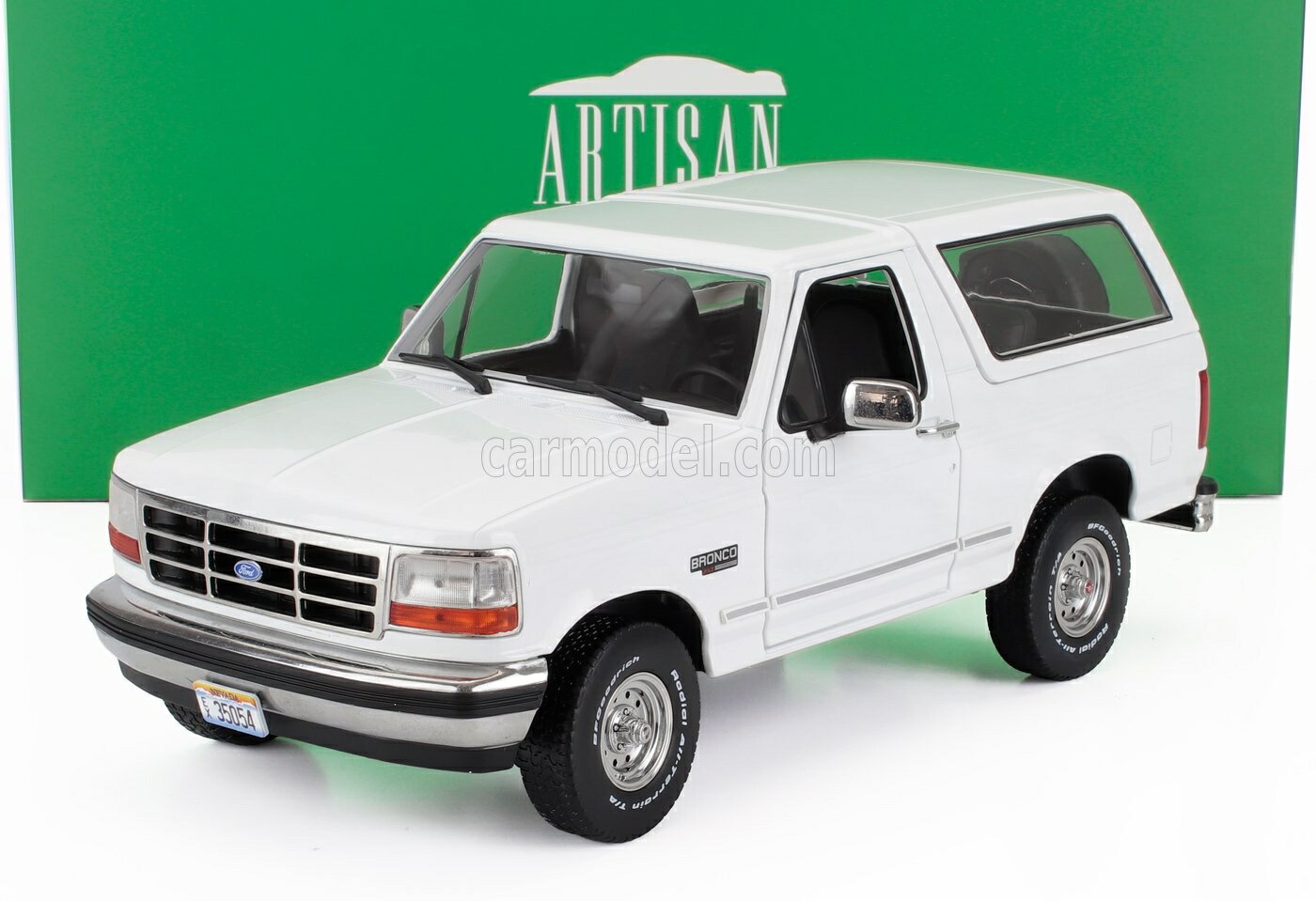 ミニカー アメ車 1/18 ジェラルド・r・フォード ブロンコ GREENLIGHT 1/18 FORD USA BRONCO XLT 1993 WHITE 19086