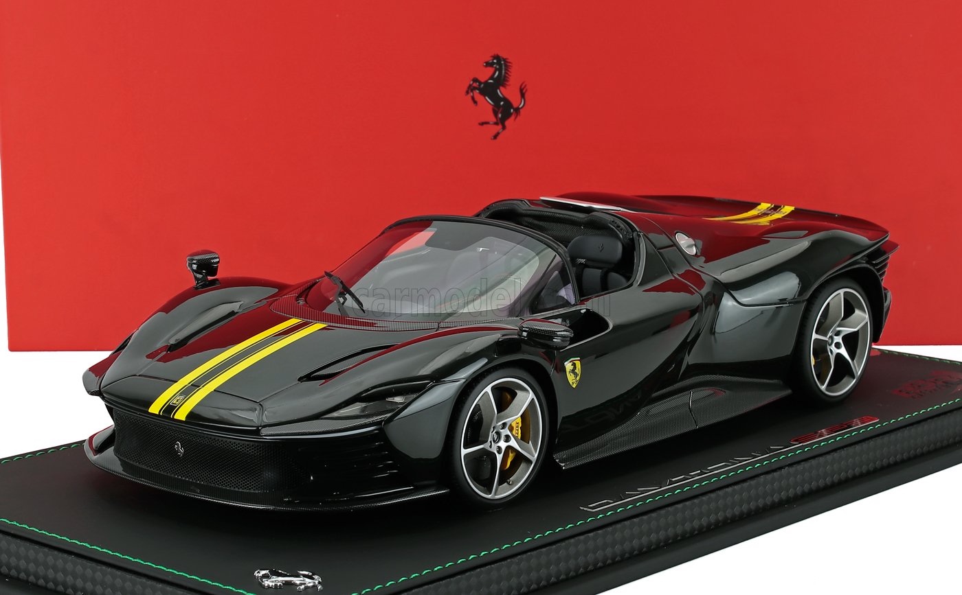 ミニカー 1/18 フェラーリ デイトナ BBR-MODELS 1/18 FERRARI DAYTONA SP3 OPEN ROOF ICONA 2022 VERDE BRITISH - GREEN YELLOW P18214TML-VET