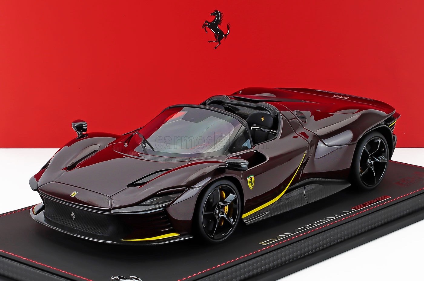 ミニカー 1/18 フェラーリ デイトナ BBR-MODELS 1/18 FERRARI DAYTONA SP3 OPEN ROOF ICONA 2022 ROSSO RUBINO - BORDEAUX P18214TMM-VET