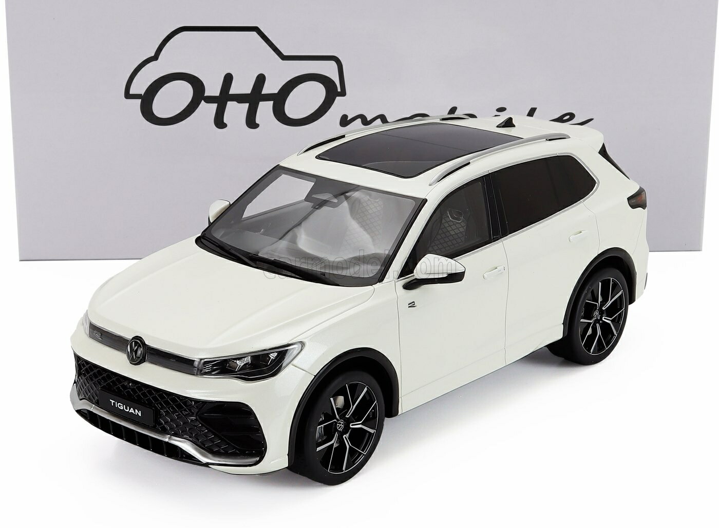 ミニカー 1/18 フォルクスワーゲン ティグアン OTTO-MOBILE 1/18 VOLKSWAGEN TIGUAN E TSi R-LINE 2024 WHITE OT1219