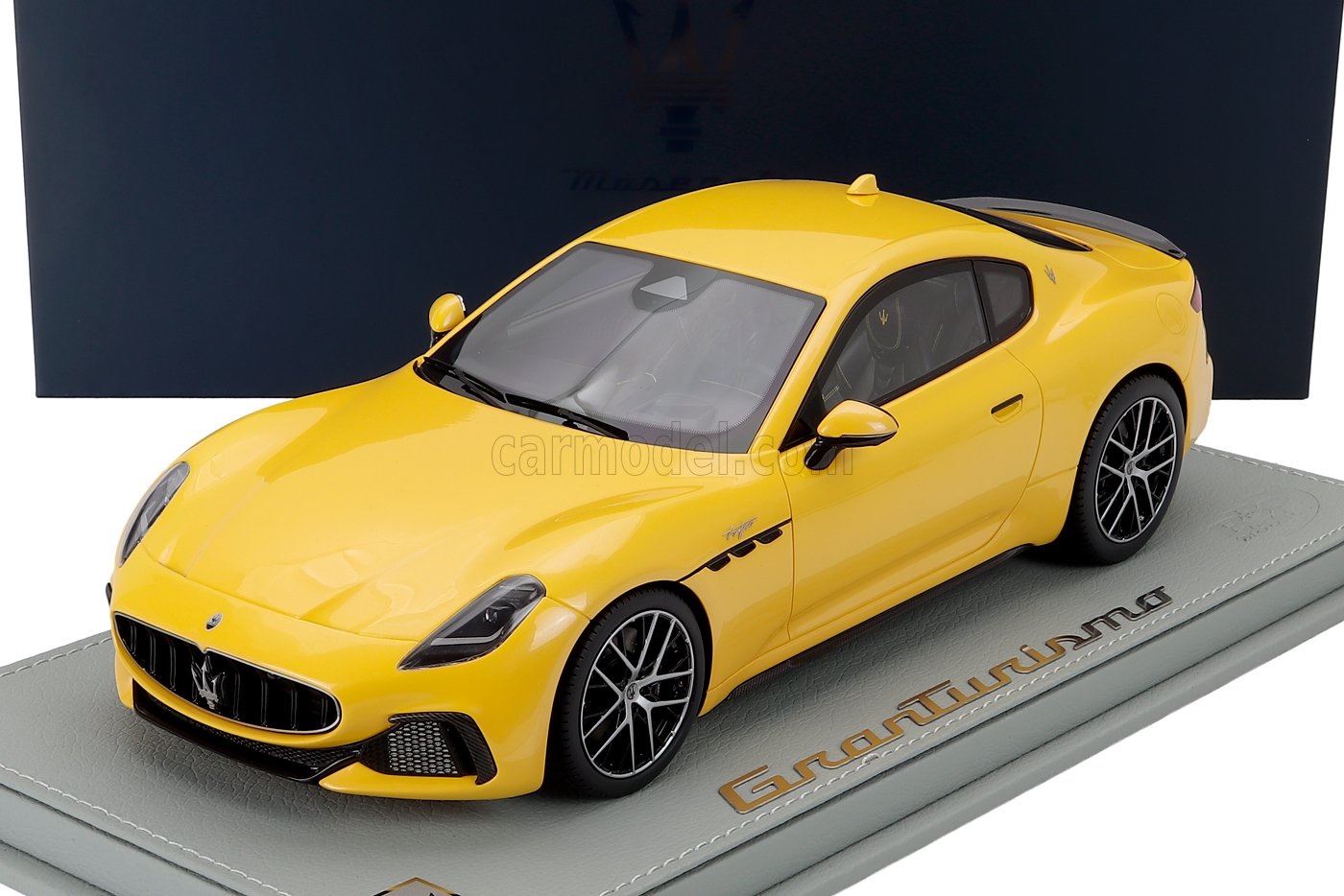 ミニカー 1/18 マセラティ グランツーリズモ MASERATI MODELS 1/18 MASERATI GRANTURISMO TROFEO 2023 GIALLO CORSA - YELLOW P18227CMAS-VET