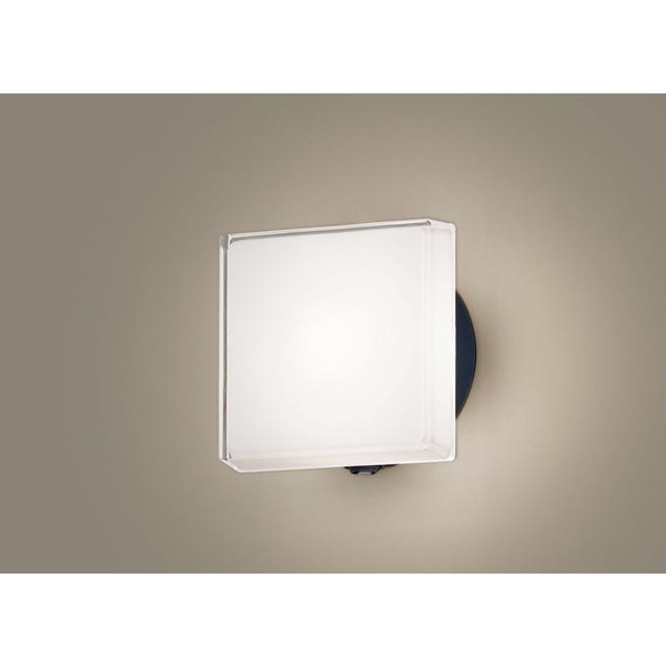 PANASONIC LGWC81307KLE1 [ 壁直付型 LED（電球色） ポーチライト 拡散タイプ・密閉型 防雨型・FreePaお出迎え・フラッシュ・明るさセンサ付・段調光省エネ型 白熱電球40形1灯器具相当 ]｜XPRICE店 14,799円