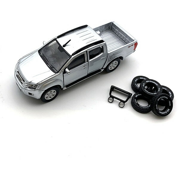 ISUZU いすゞ いすず　D-MAX ミニカー　2台セット　シルバー　オレンジ BM CREATIONS 1/64 いすゞ D-Max 2018 タイライトオレンジ
