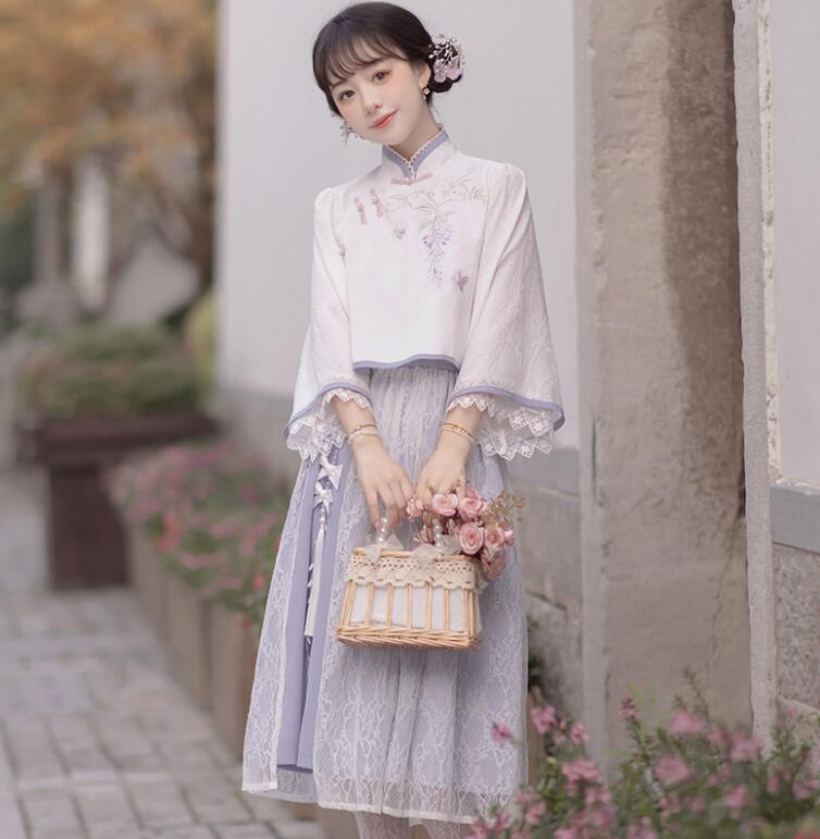 中華服 上下書き割り 太陽フレア袖 瀬戸もの服 刺しゅう柄 ミモレ丈スコート スピード競技スコート 漢構成単位  春服 秋服 好いたらしい 雅びやか 組みかえる版漢服 花見 映画化御召しもの 翰林院祭 教養祭 出来事 告げ知らせる会 御召しもの パープル