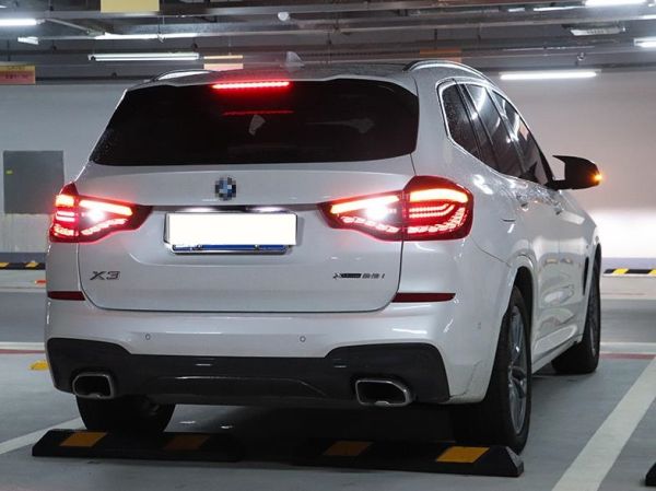 BMW X3 18-21 G08/OLED 流れるウィンカー テールランプ 2色選択