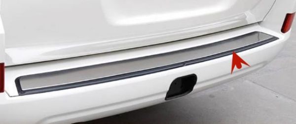 トヨタ純正】ランドクルーザー 100系 リアバンパーステップガード