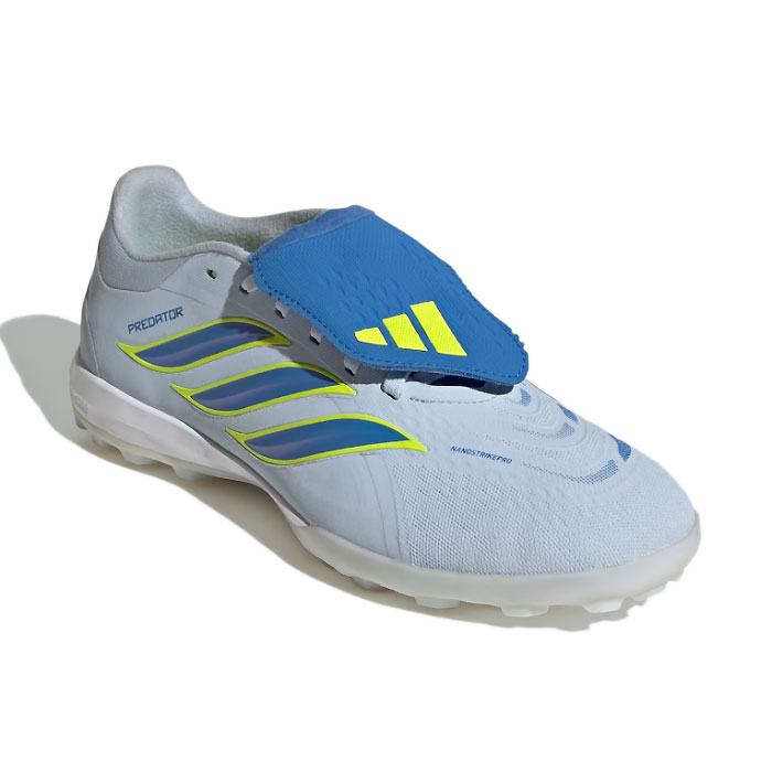 adidas（アディダス） JR7862 蹴球 形づくるシューズ PREDATOR プレデター PRO フォールディングタン TF  26Q1