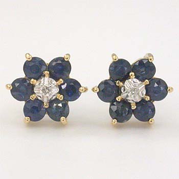 K18天然サファイヤフラワーモチーフピアス(シリコンキャッチ付)｜アーアゼロワン　JEWELRY