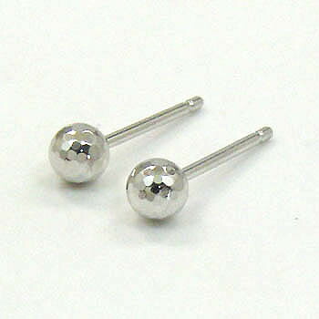 18金ホワイトゴールド 丸玉4mm ミラーカットピアス(通常芯・シリコンキャッチ付き）即納品(4日前後発送可能)ゆうパケット発送は送料無料です｜アーアゼロワン　JEWELRY