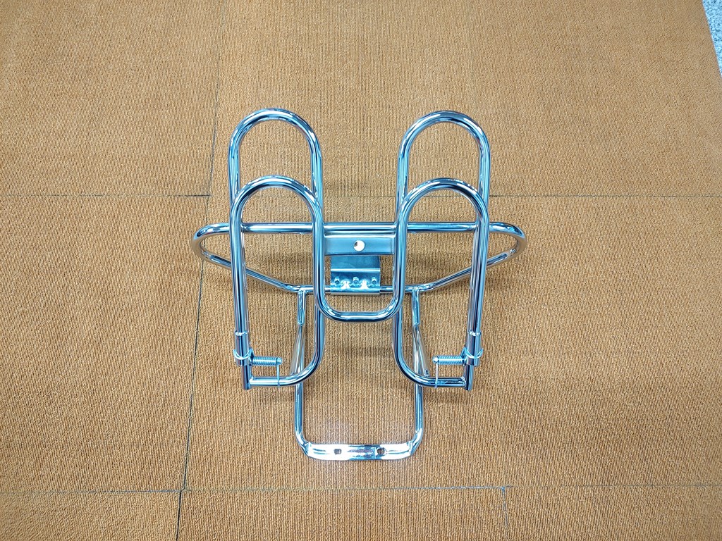 vespa 125ET3用 M型スペアタイヤホルダー付きリアキャリア クッピーニ メッキ ベスパ VESPA|エーエーモトシクレッタ