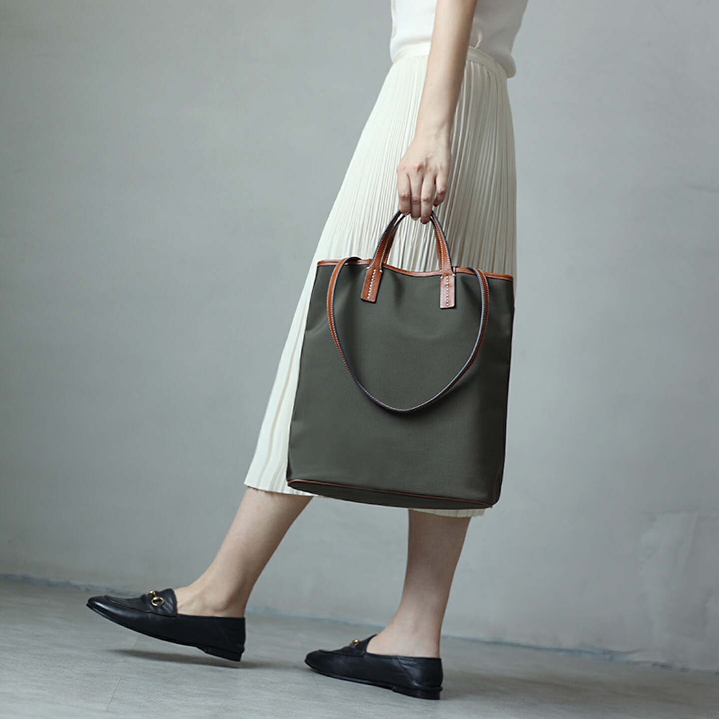 【a bag a life】軽量 本革 × ナイロン トートバッグ A4 通勤 ビジネス 大容量 2WAY レディース 送料無料