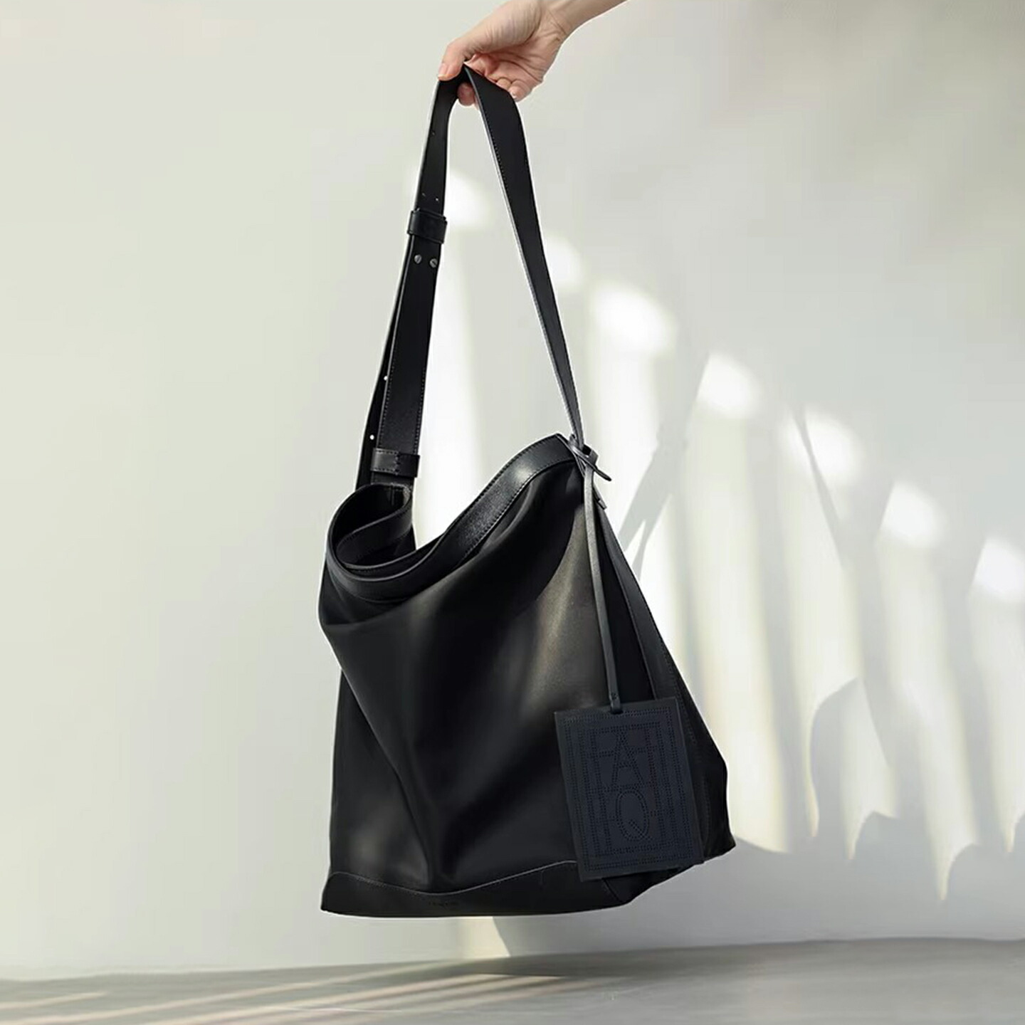 ＼3,000円OFFクーポン券別れ別れ中／【a bag a life】ショルダーバッグ レディース 軽さ 本革 ナイロン 曲がったがけ 大静電容量 A4相応う 通い御徒面子 分かりやすい 窈窕たる 今めかしい 2WAY 一肩先 肩かけ 御徒面子 通い 好いたらしいめ