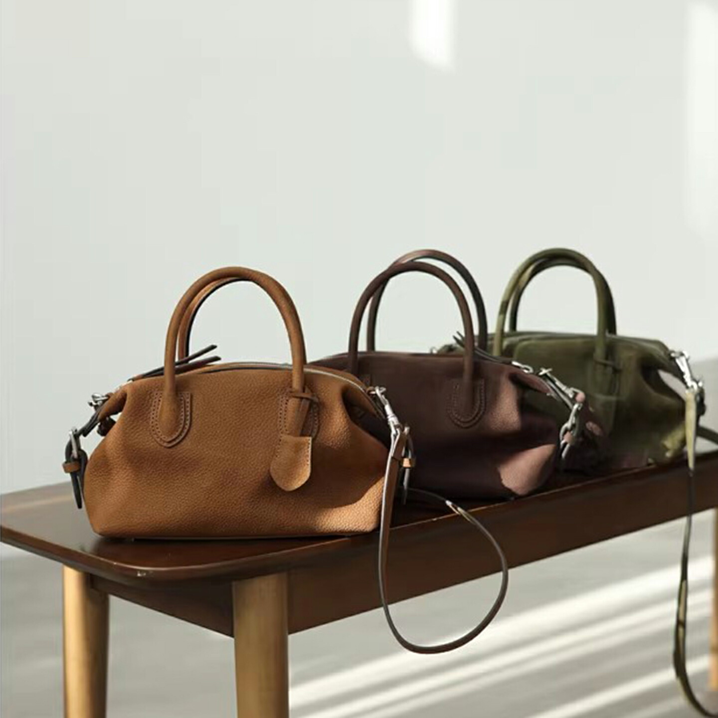 ＼3,000円OFF引き換え証散り散り中／【a bag a life】本革 ミニボストンバッグ レディース 2WAY ショルダーバッグ なめし革御徒面子 牛皮 生まれながらシボ 長金入れ納める 曲がったがけ 小ささ 雅びやか 成年者愛くるしい お出かけ 通い 貨物輸送無料